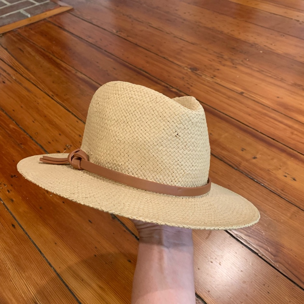 NWOT Banana Republic Straw Fedora Hat